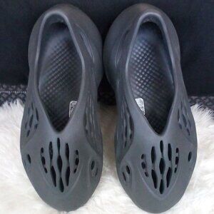 ADIDAS YEEZY FOAM RUNNER ONYX